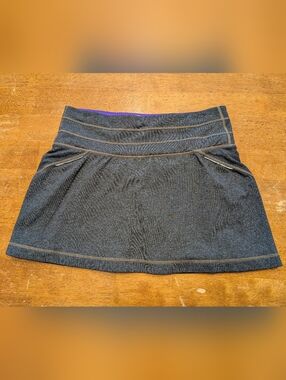 Athleta Relay Charcoal Gray Athletic Skort